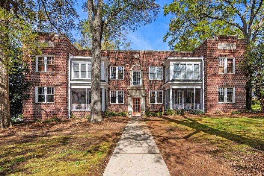 500 Queens Rd, Charlotte, NC à vendre - Photo principale – Image 1 sur 2