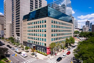 Plus de détails pour 375 University Ave, Toronto, ON - Bureau à louer
