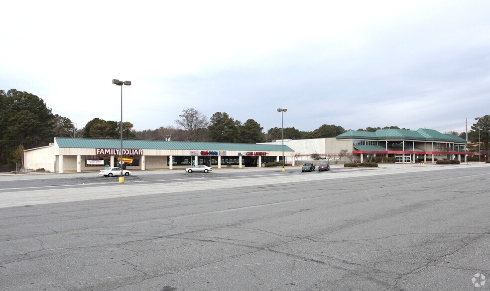 2550 S Cobb Dr SE, Smyrna, GA à louer - Photo principale – Image 1 sur 7