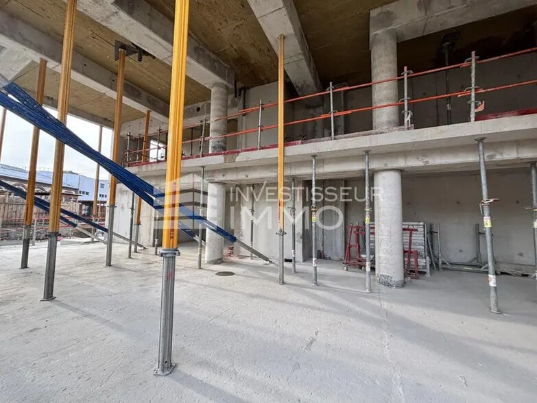 Spécialité dans Ivry-sur-Seine à vendre - Photo de la construction – Image 2 sur 5