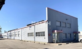 Plus de détails pour Local d'activités à louer