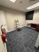 142 Rte 23 N, Pompton Plains, NJ à louer Photo intérieure– Image 1 sur 11