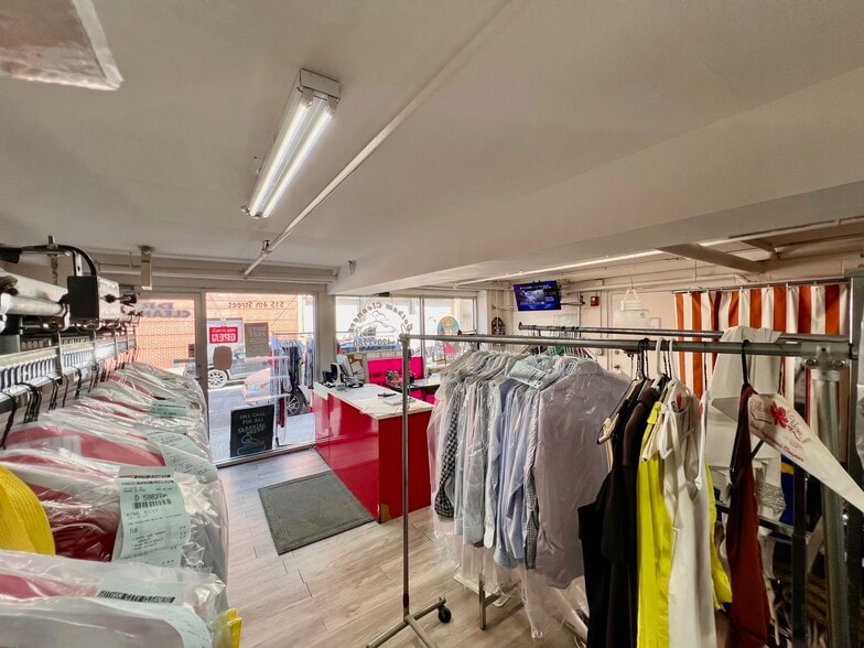 515 4th St, Hoboken, NJ à louer - Photo intérieure – Image 3 sur 6