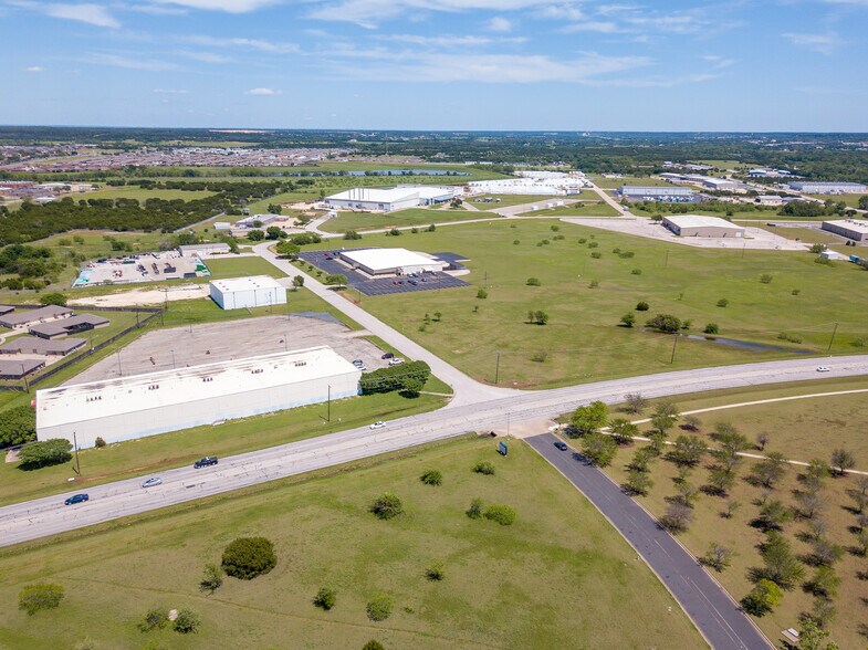 902 N Twin Creek Dr, Killeen, TX à vendre - Photo de l’immeuble – Image 3 sur 6