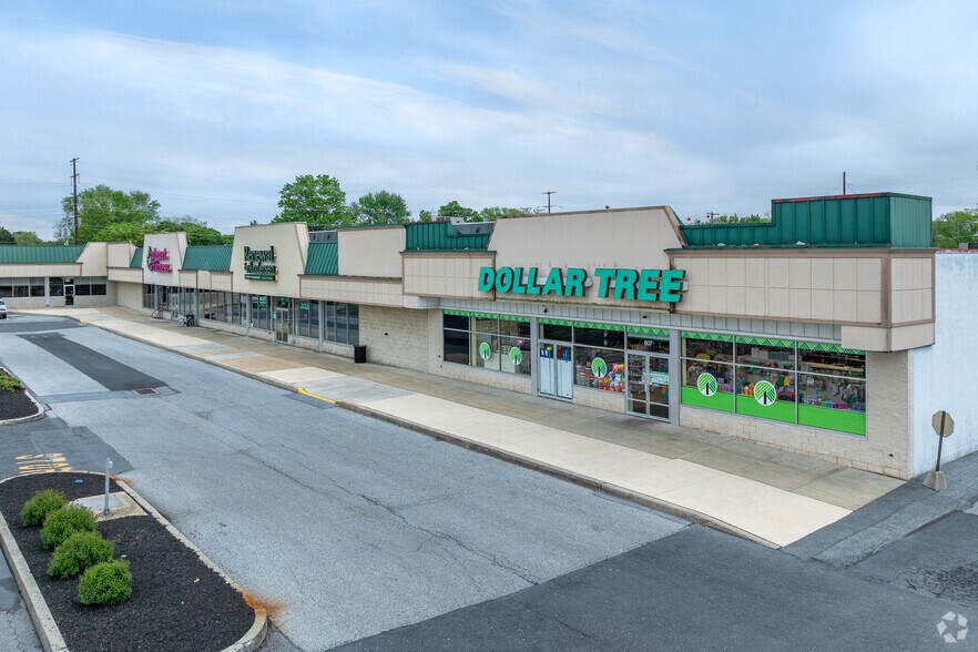 4830-4860 Carlisle Pike, Mechanicsburg, PA à louer - Photo principale – Image 1 sur 4