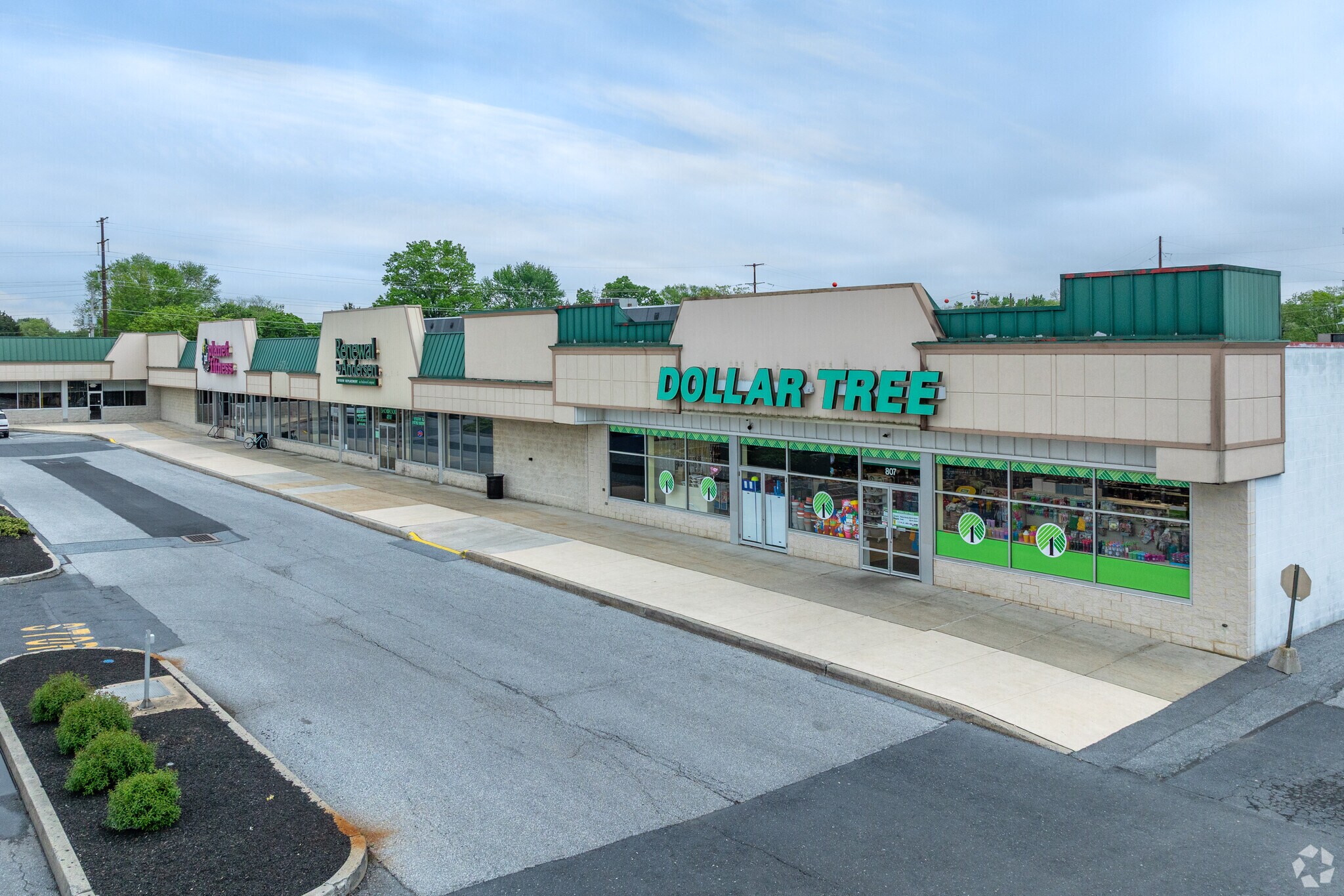 4830-4860 Carlisle Pike, Mechanicsburg, PA à louer Photo principale– Image 1 sur 5