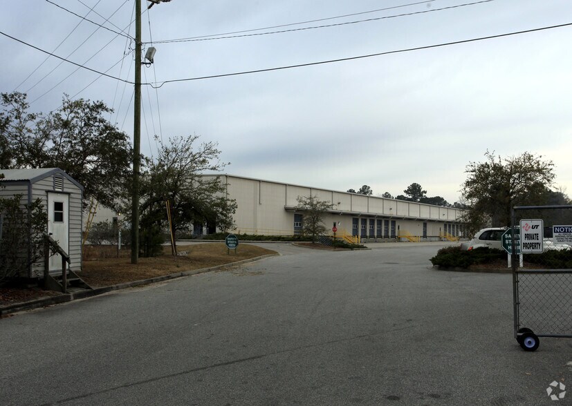 3290 Benchmark Dr, Ladson, SC à louer - Photo de l’immeuble – Image 3 sur 3