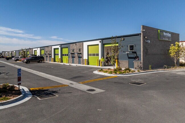 Plus de détails pour 3747 W Parkway Blvd, West Valley City, UT - Local d'activités, Industriel/Logistique à louer
