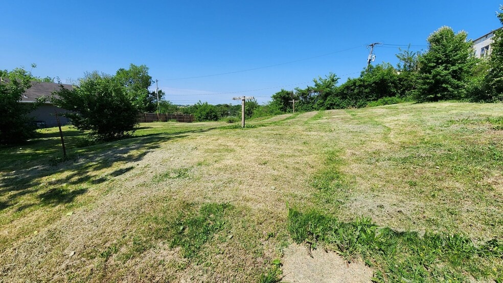 4314 Chestnut Ave, Kansas City, MO à vendre - Photo principale – Image 1 sur 10