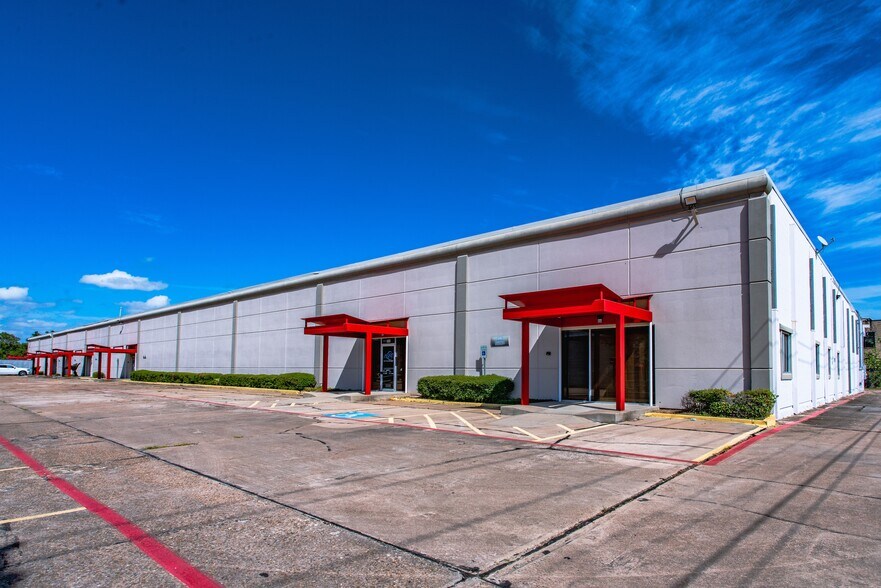 902-910 Gemini, Houston, TX à louer - Photo de l’immeuble – Image 2 sur 9