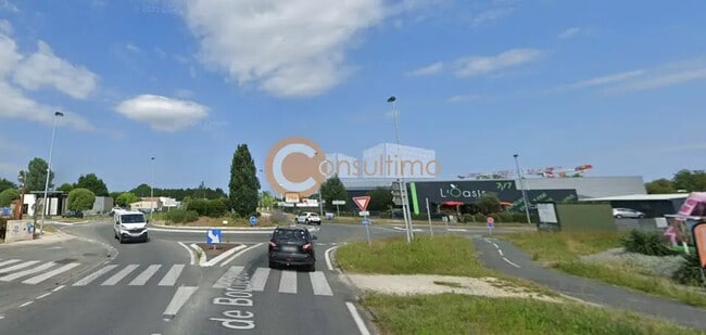 Plus de détails pour Local commercial à louer