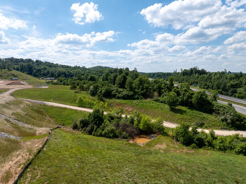 67 Walton Dr, Winfield, WV à vendre - Photo de l’immeuble – Image 3 sur 21