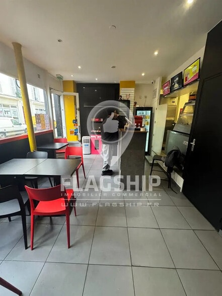 Local commercial dans Paris à louer - Photo intérieure – Image 2 sur 8