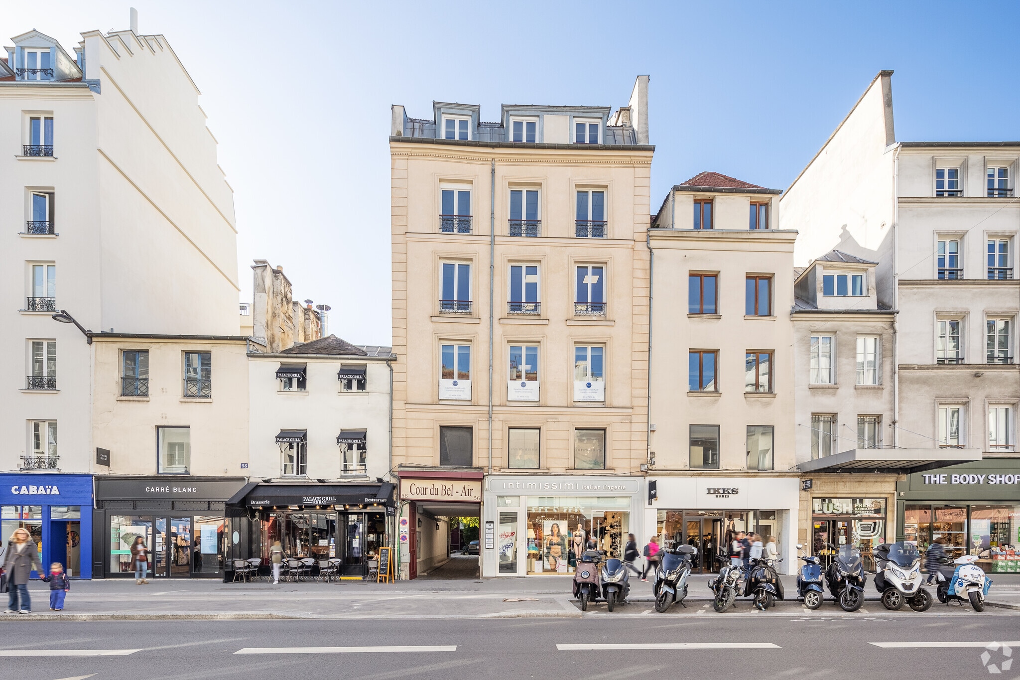 56 Rue Du Faubourg Saint-Antoine, Paris à louer Photo de l’immeuble– Image 1 sur 4