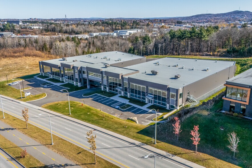 4590-4592 Boul De Portland, Sherbrooke, QC à louer - Photo de l’immeuble – Image 2 sur 18