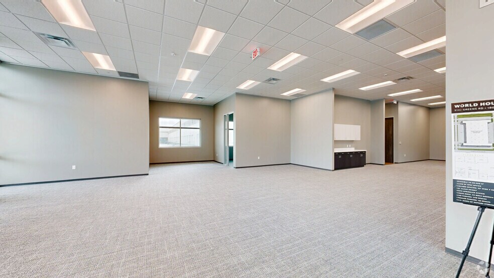 5150 Greens Rd, Houston, TX à louer - Numérisation 3D Matterport – Image 2 sur 17