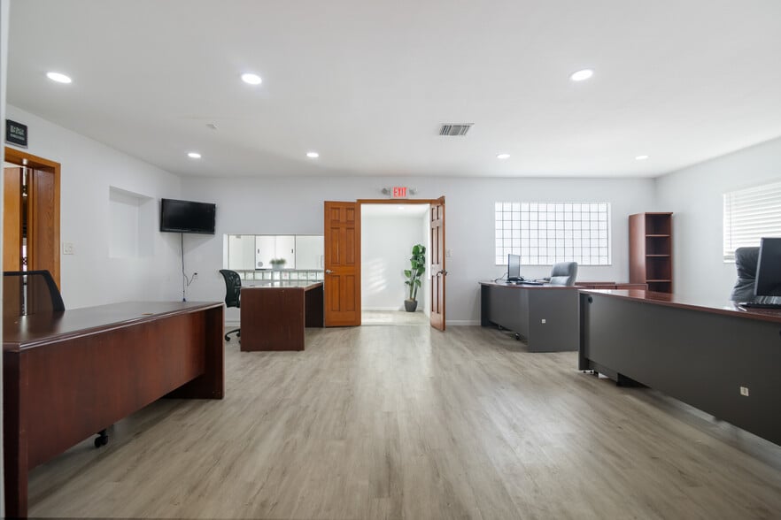 412 SE 23rd St, Fort Lauderdale, FL à vendre - Photo de l’immeuble – Image 3 sur 16