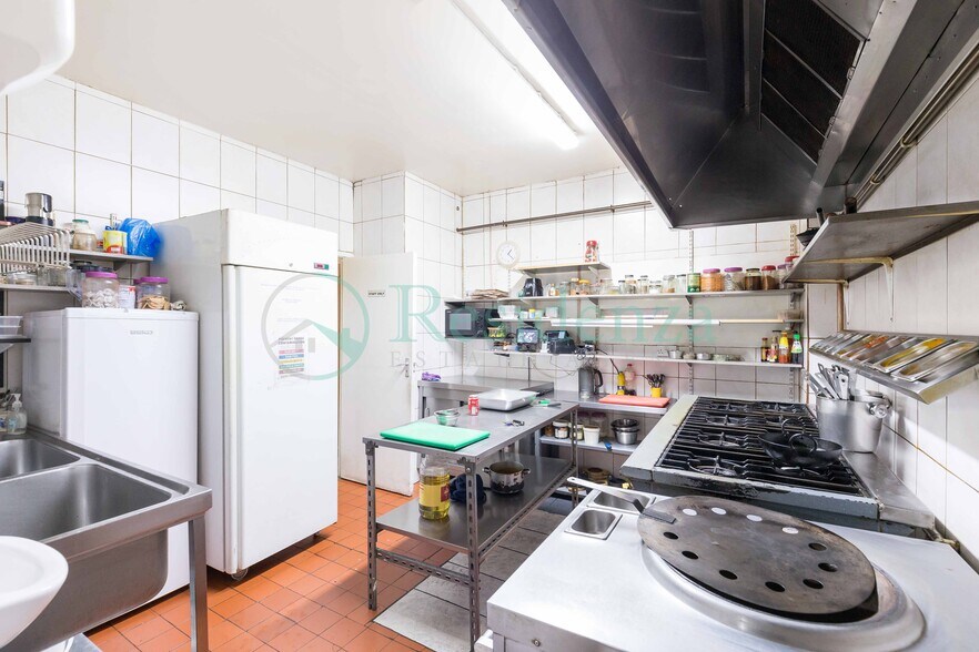374 Upper Richmond Rd W, Londres à louer - Photo de l’immeuble – Image 3 sur 18