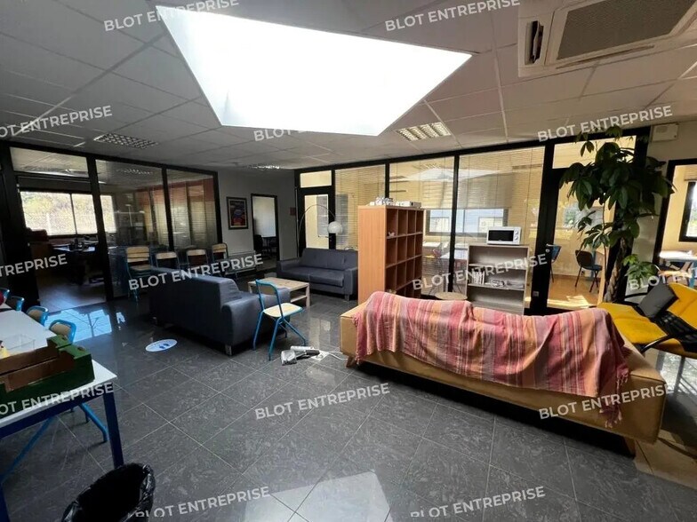 Bureau dans Orvault à louer - Photo de l’immeuble – Image 2 sur 3