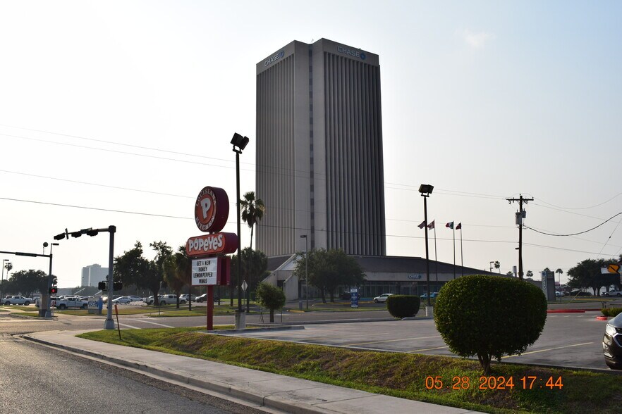 819 S 9th St, McAllen, TX à vendre - Autre – Image 2 sur 7