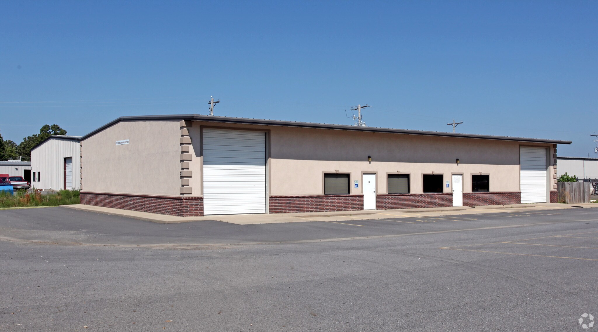 10 Collins Industrial Pl, Maumelle, AR à louer Photo principale– Image 1 sur 8