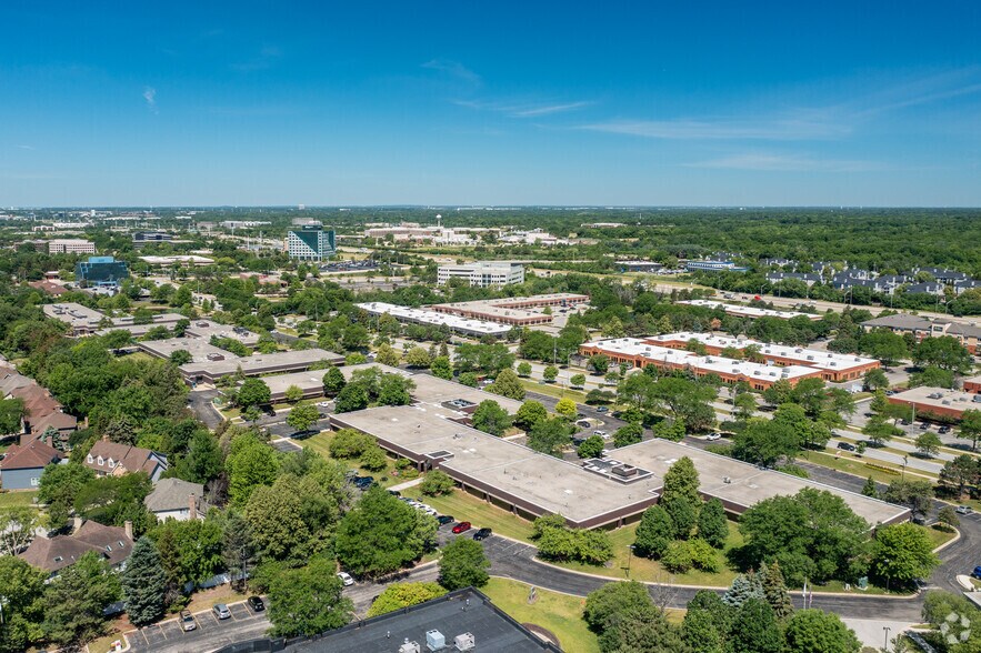 450-500 E Diehl Rd, Naperville, IL à louer - Aérien – Image 2 sur 23