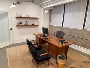 1310 S Tryon St, Charlotte, NC à louer Photo intérieure– Image 2 sur 11