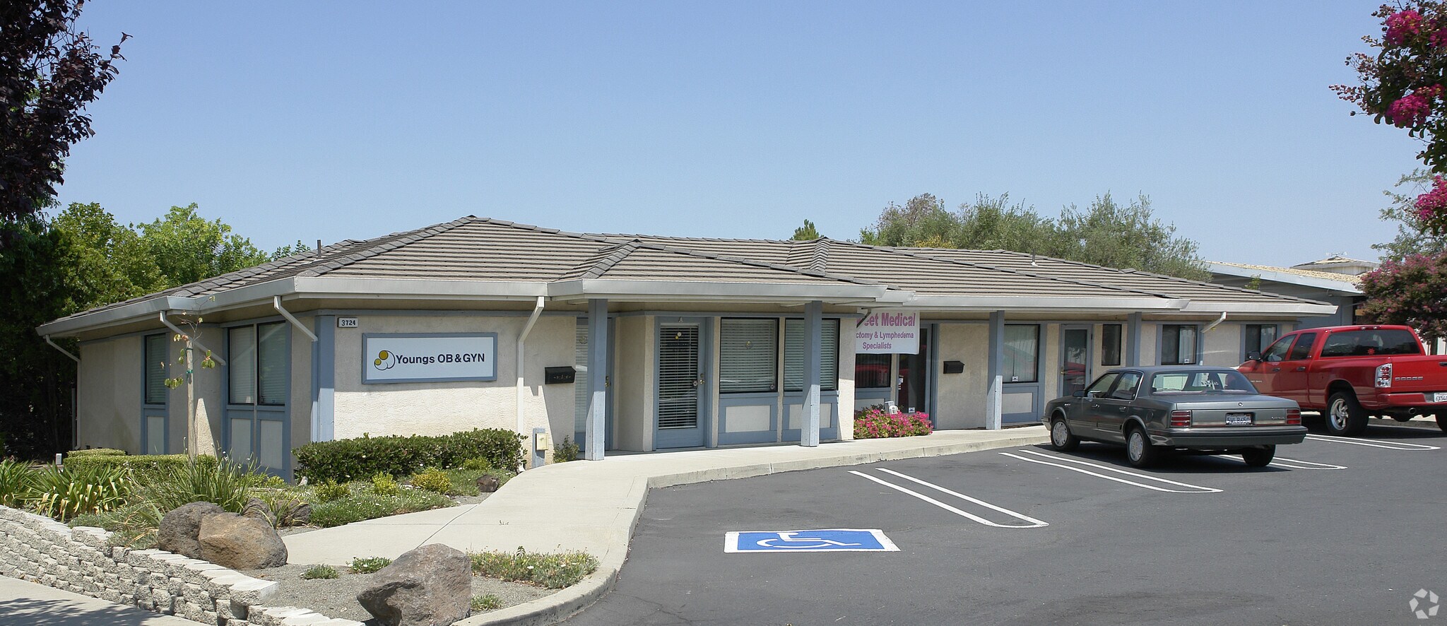 3724 Lone Tree Way, Antioch, CA à vendre Photo principale– Image 1 sur 30