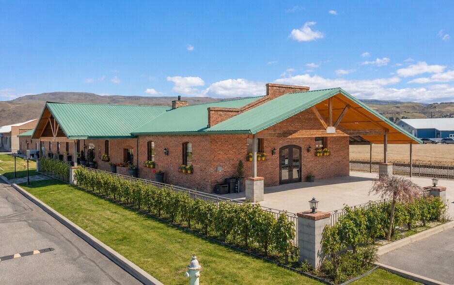 1 Vineyard Way, Wenatchee, WA à vendre - Photo de l’immeuble – Image 2 sur 33