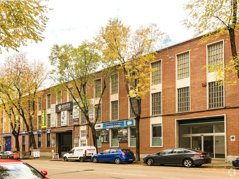 Industriel/Logistique dans Madrid, Madrid à vendre - Photo principale – Image 1 sur 4