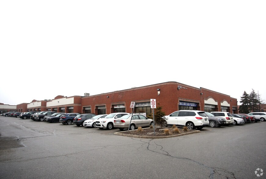 6790 Davand Dr, Mississauga, ON à vendre - Photo principale – Image 1 sur 3