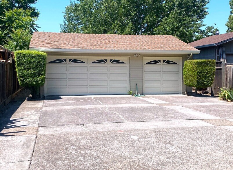155 Gifford Ave, San Jose, CA à vendre - Photo de l’immeuble – Image 2 sur 3