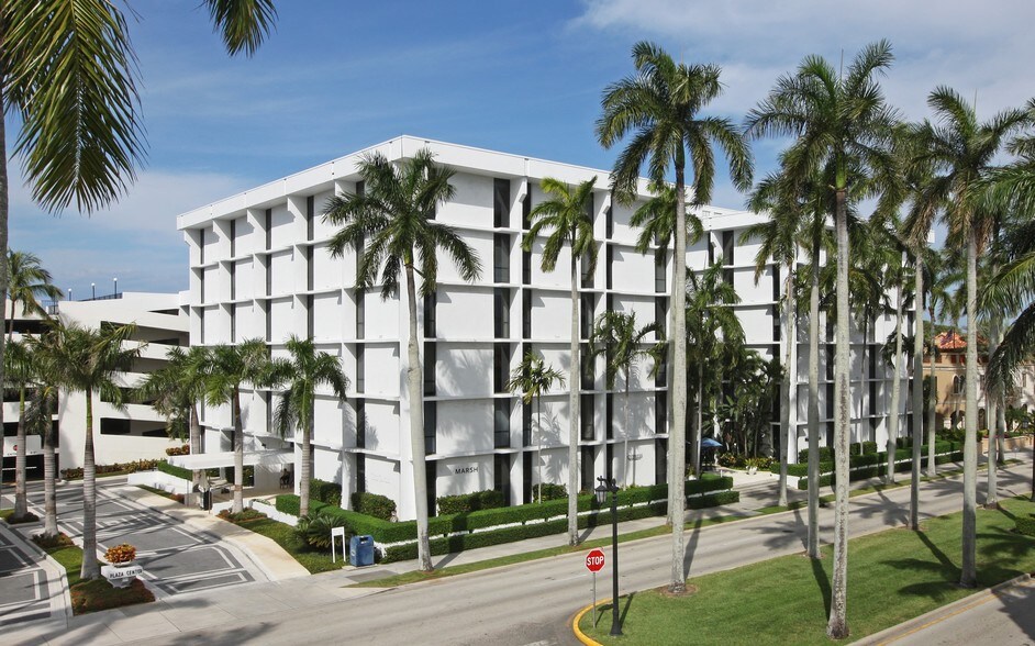 251 Royal Palm Way, Palm Beach, FL à louer - Photo de l’immeuble – Image 2 sur 11