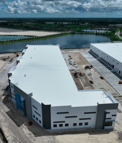 1001 Park of Commerce Blvd, Homestead, FL à louer - Photo de l’immeuble – Image 2 sur 13