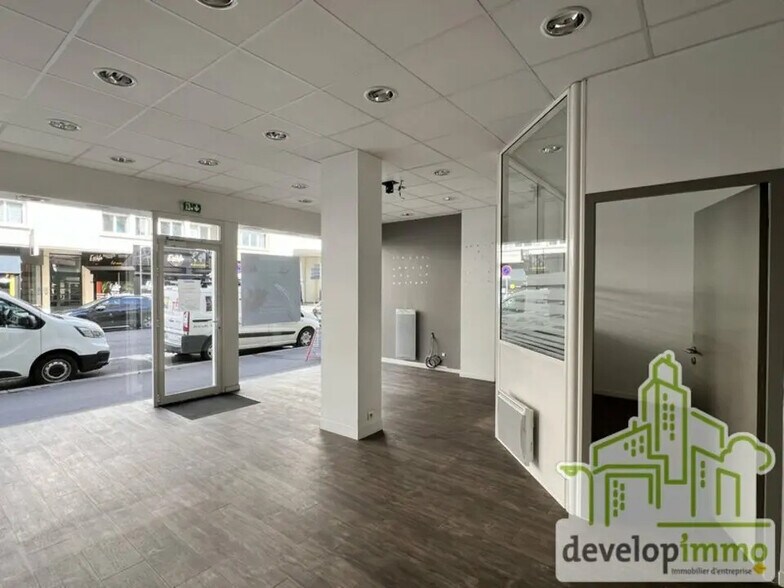 162 Rue Saint-Jean, Caen à louer - Photo de l’immeuble – Image 2 sur 11