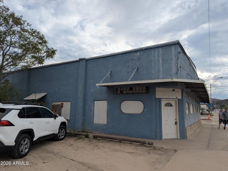 703 Live Oak St, Miami, AZ à vendre - Photo de l’immeuble – Image 3 sur 7
