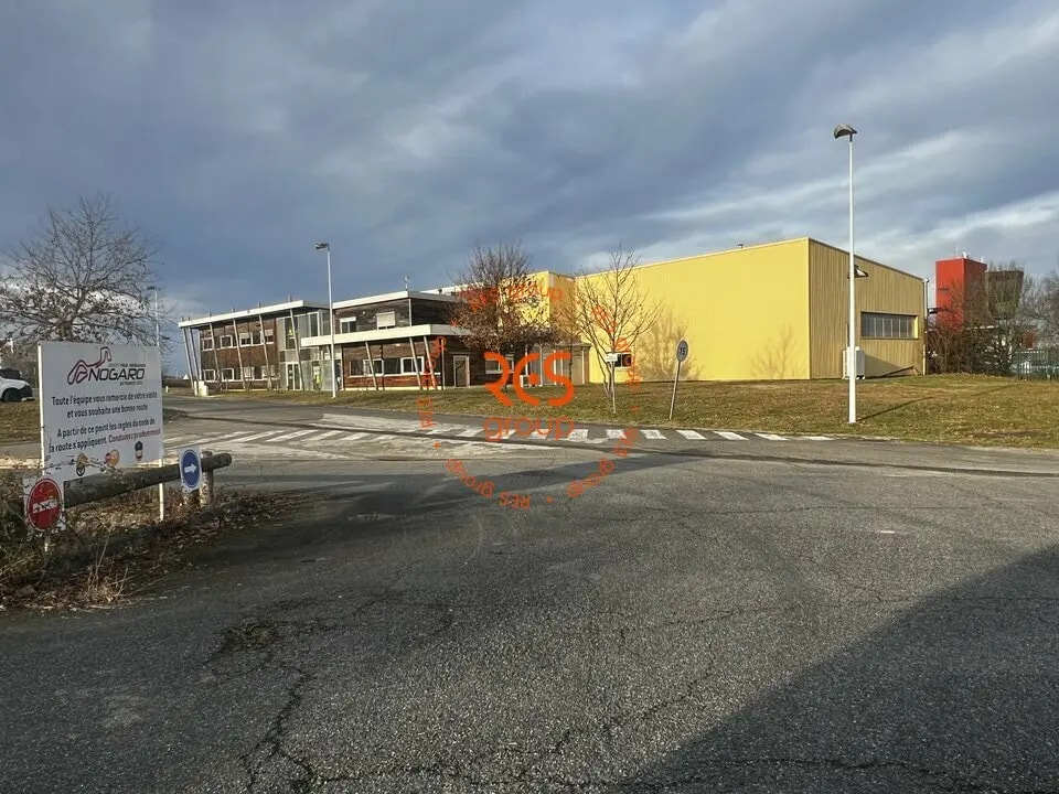 Local d'activités dans Caupenne-d'Armagnac à vendre Photo de l’immeuble– Image 1 sur 10