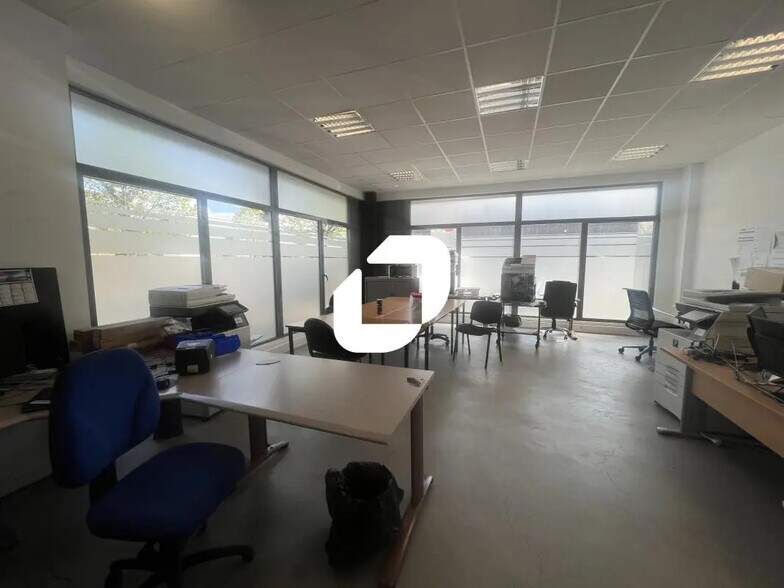 Bureau dans LA CHAPELLE-D'ARMENTIERES à louer - Photo de l’immeuble – Image 3 sur 5