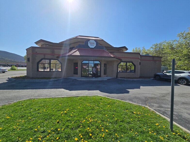 804 Commerce Dr, Bluefield, VA à vendre - Photo de l’immeuble – Image 2 sur 4