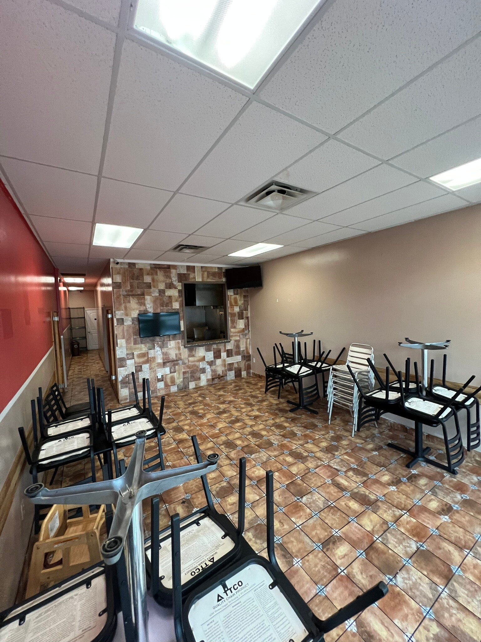 426-428 E Lamar Blvd, Arlington, TX à louer Photo intérieure– Image 1 sur 18