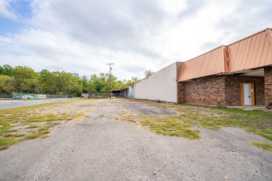 611 S Fletcher St, Jasper, TX à vendre - Photo de l’immeuble – Image 2 sur 9