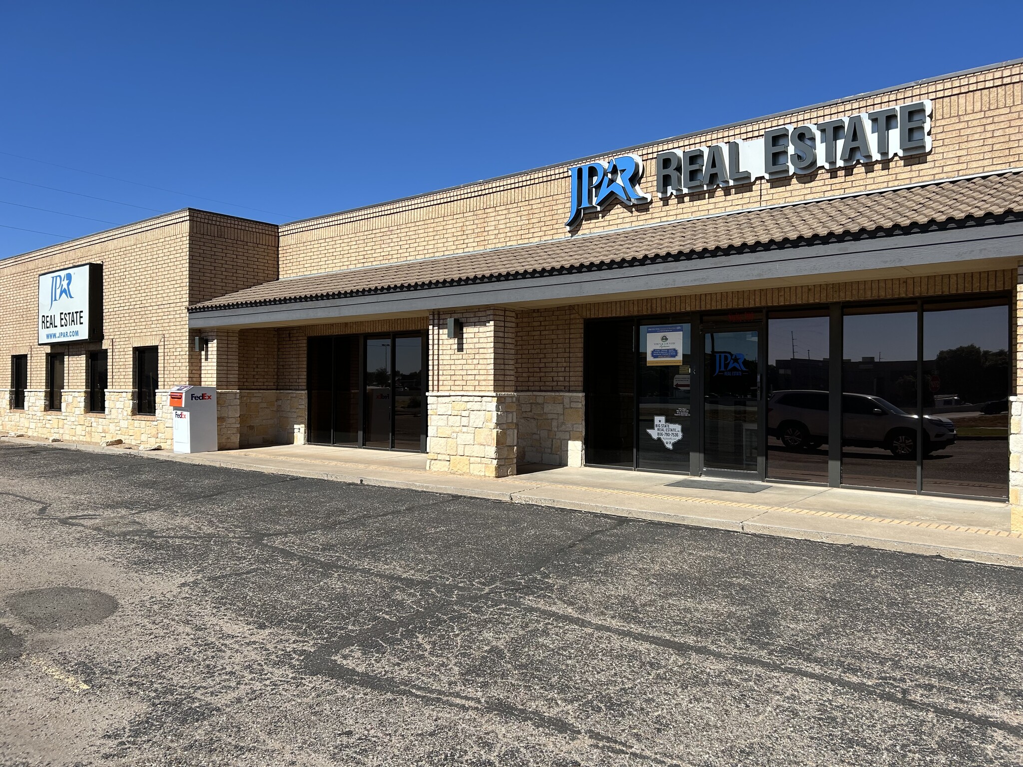 4718 S Loop 289, Lubbock, TX à louer Photo de l’immeuble– Image 1 sur 10