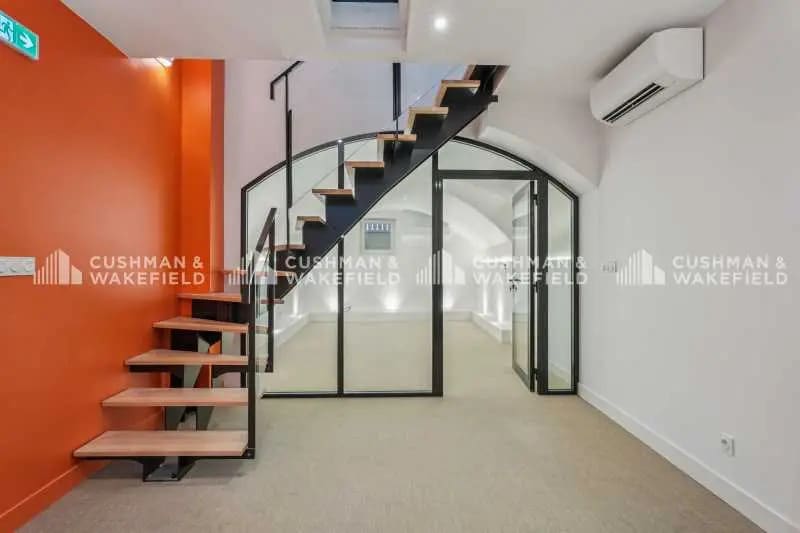 34 Rue Vaubecour, Lyon à louer - Photo de l’immeuble – Image 2 sur 20