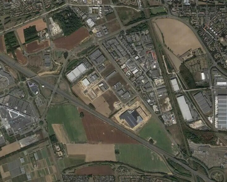 Terrain dans Lieusaint à vendre - Aérien – Image 1 sur 1