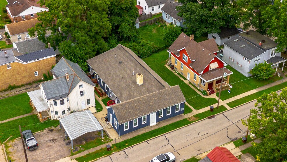 7508 Elizabeth St, Cincinnati, OH à vendre - Photo de l’immeuble – Image 2 sur 26