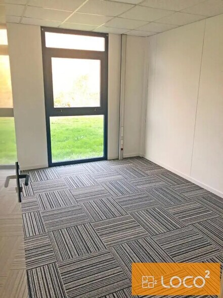 16 Rue Du Cassé, Saint-Jean à louer - Photo de l’immeuble – Image 3 sur 8