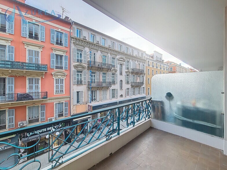 Bureau dans Nice à louer - Photo de l’immeuble – Image 3 sur 9