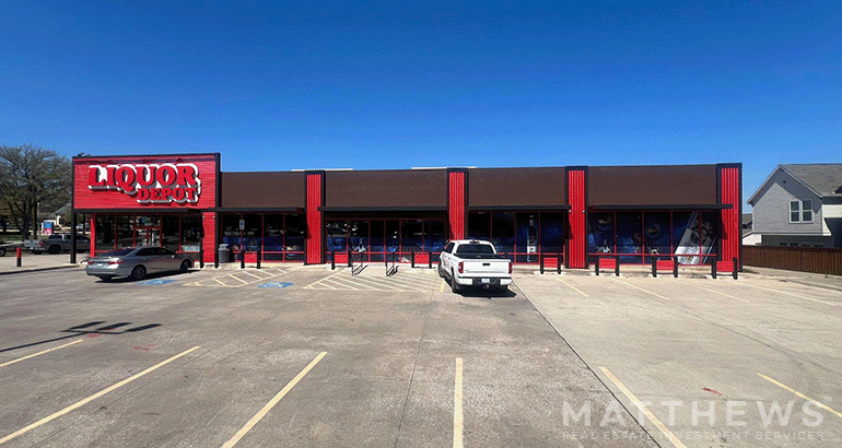 1304 Precinct Line Rd, Hurst, TX à louer - Photo de l’immeuble – Image 1 sur 5