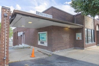 43-47 Nason St, Maynard, MA à louer Photo intérieure– Image 2 sur 17