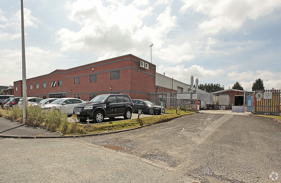 Road Five, Winsford à vendre - Photo principale – Image 1 sur 3